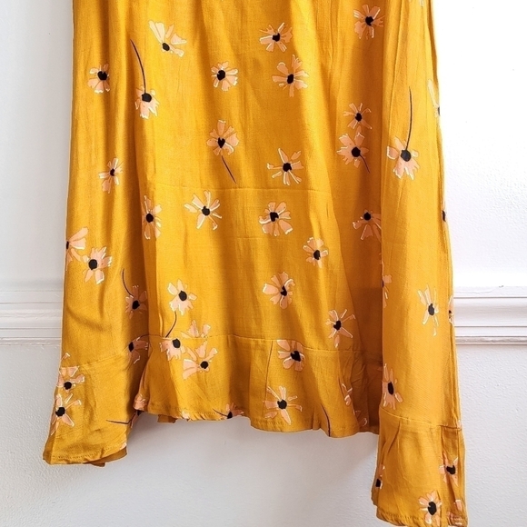 Faithfull the Brand Emilia Botany Floral Print Midi Dress NWT Size 4/Small - Picture 11 of 17